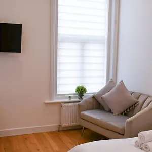 https://the-cosy-cove.bournemouth-hotels.org